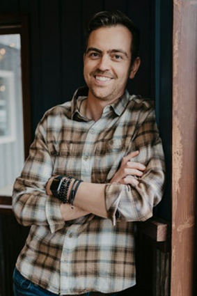 Portrait of David Liedl, Realtor®.